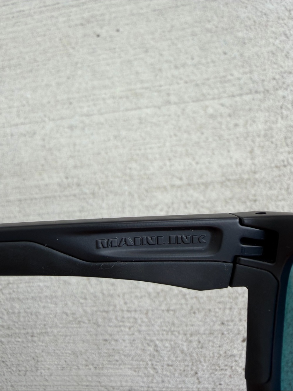 Oakley Mainlink OO9264-07 Matte Black Ruby Iridium Polarized 57-17 w/ Case - Picture 9 of 12